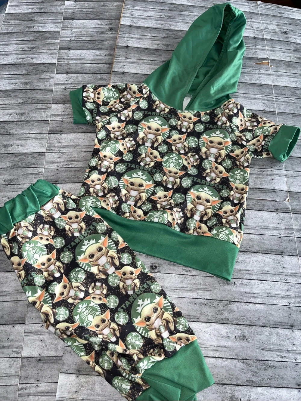 Starbucks Green Baby Yoda Print Hoodie Set